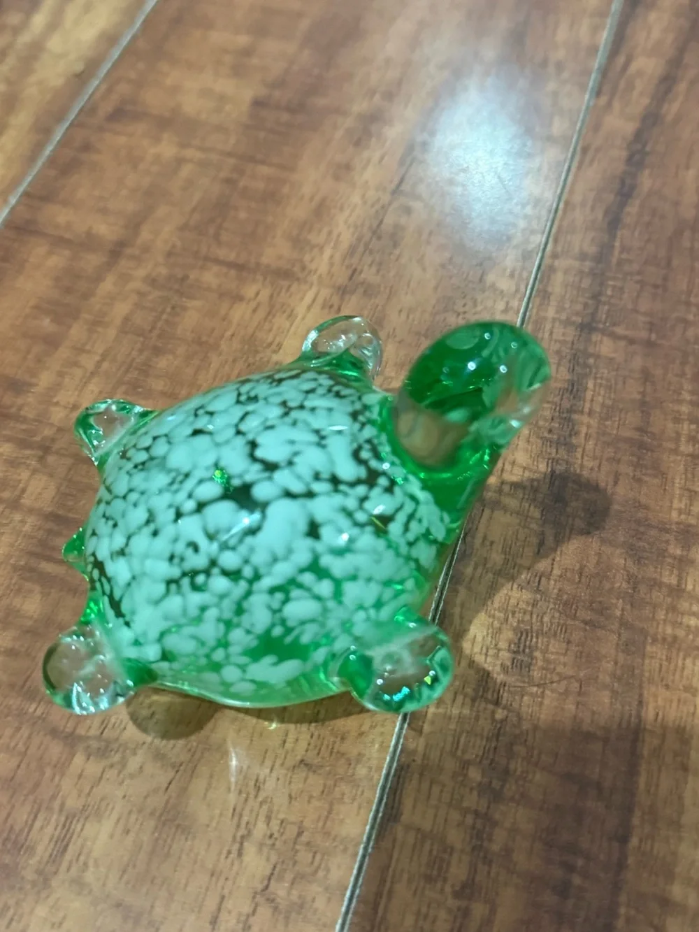 Hand-Blown Glass Turtle Figurine/ paperweight in Green